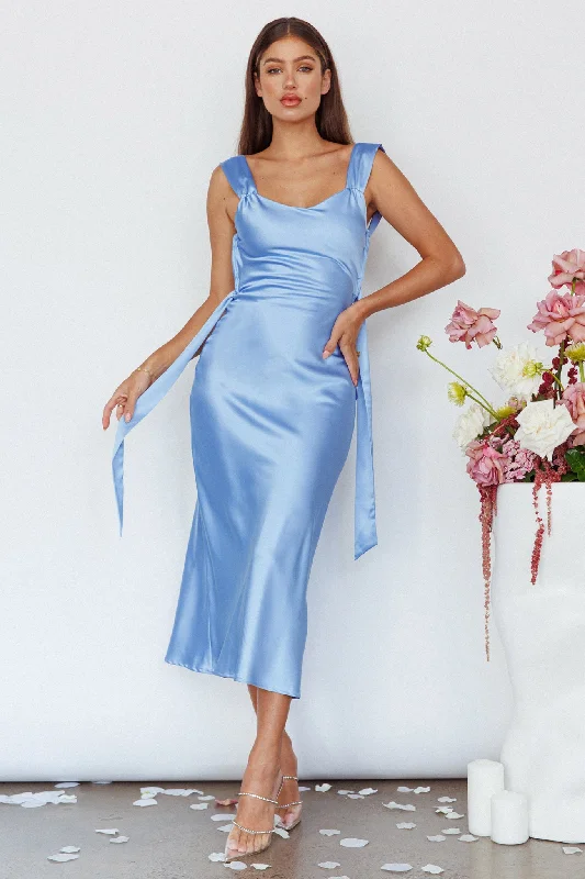 Amielle Open Back Midi Dress Blue Fashionable Casual Midi Dress