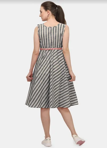 Women's Black And White Strip Sleeves Less Midi Dress - MESMORA FASHIONS