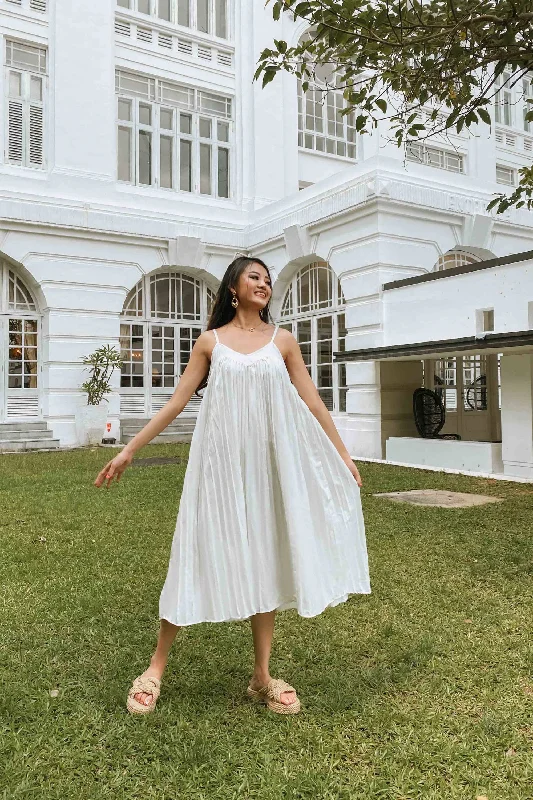 Laguna Pleated Midi Dress in White