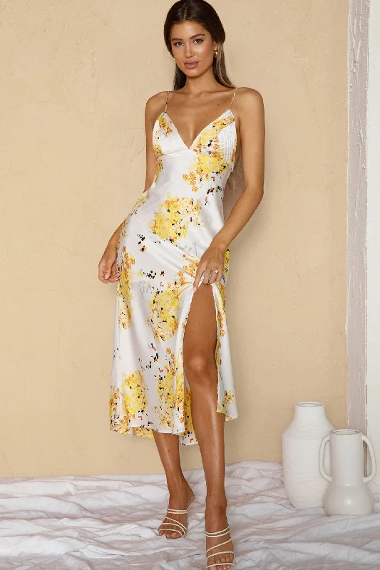 Marquis Pintuck Pleat Bust Front Split Midi Dress Floral Print White Chic Off-Shoulder Midi Dress Marquis Pintuck Pleat Bust Front Split Midi Dress Floral Print White Chic Off-Shoulder Midi Dress