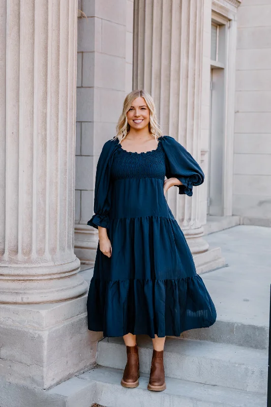 Henley Tiered Midi Dress | Navy