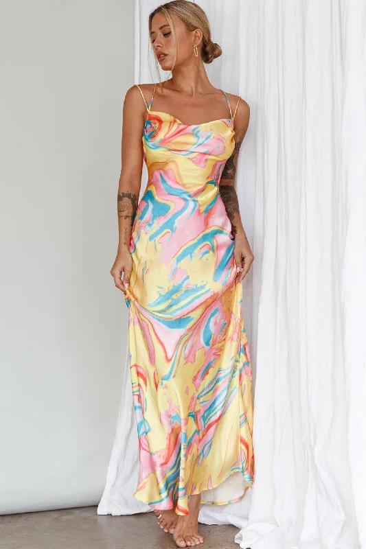 Moment With You Ruched Bust Midi Dress Swirl Yellow/Green Fashionable Floral Embroidery Midi Dress Moment With You Ruched Bust Midi Dress Swirl Yellow/Green Fashionable Floral Embroidery Midi Dress