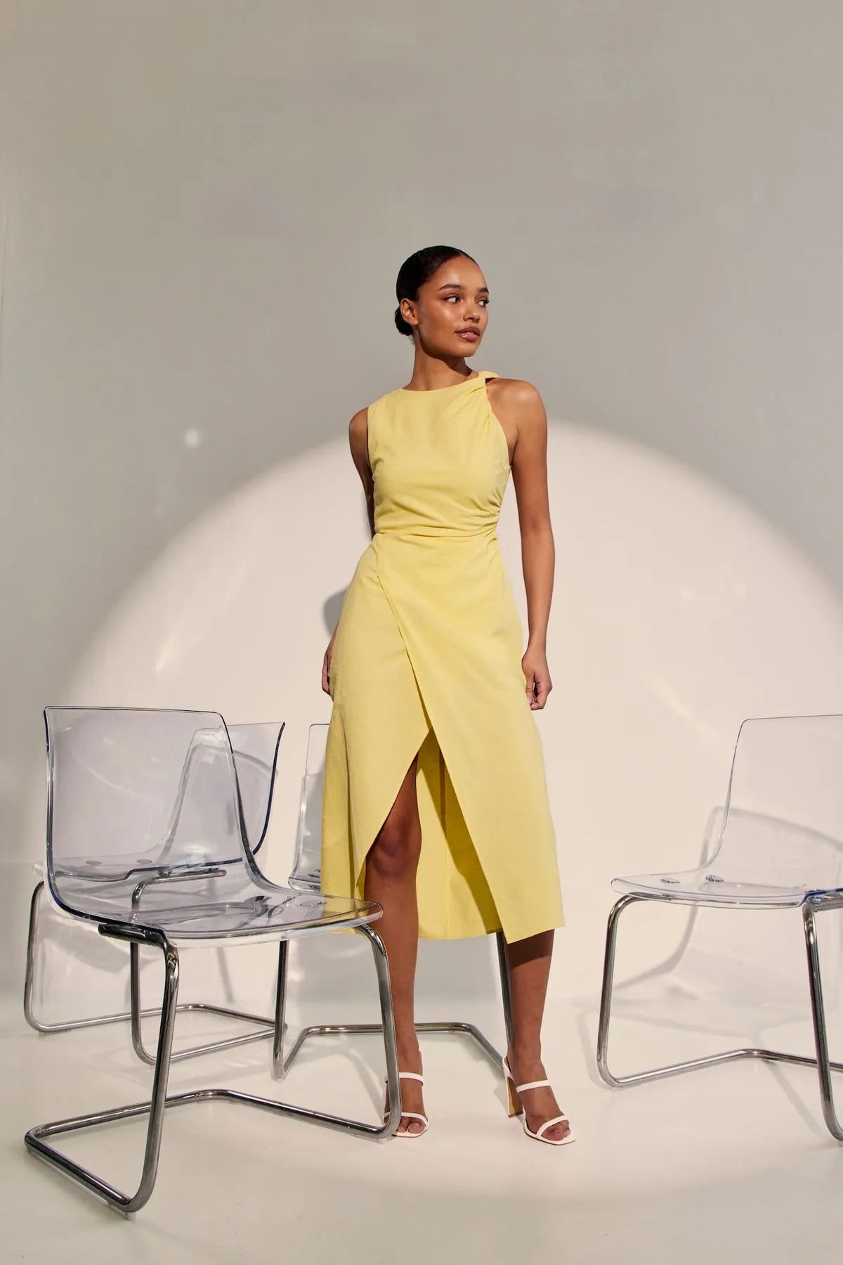 SLIDE SHOW LOLA HIGH NECK MIDI DRESS YELLOW