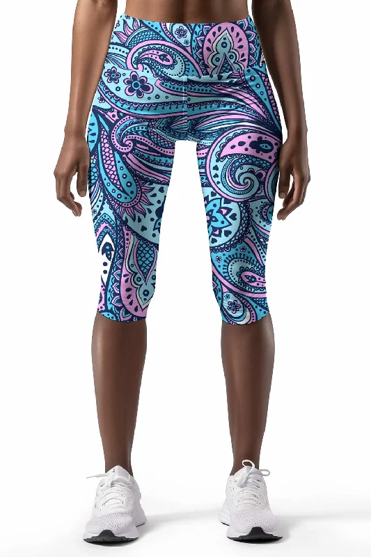 Sensation Ellie Blue Geometric Print Yoga Capri Leggings - Women