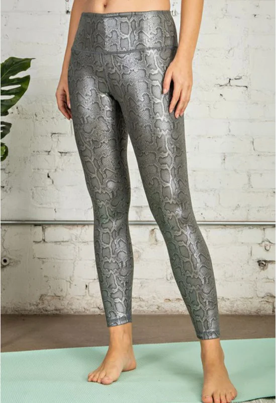 Snakeskin fog foil legging