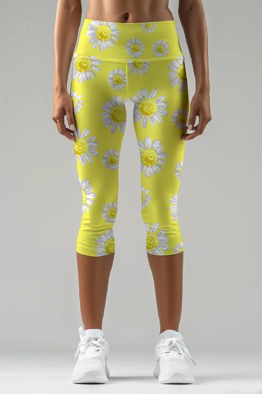 Striking Daisy Ellie Bright Yellow Floral Yoga Capri Leggings - Women