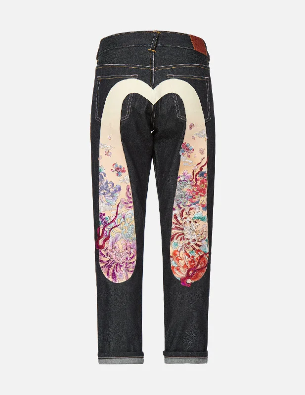 Gradated Floral Motif Embroidered Daicock Boyfriend Jeans Comfortable Mid-Rise Jeans