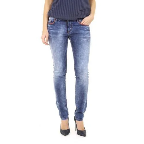 Denim 26 EUR - 26 US Emporio Armani ladies jeans AGJ01 BF 15 Stylish Stone-Wash Denim Jeans Denim 26 EUR - 26 US Emporio Armani ladies jeans AGJ01 BF 15 Stylish Stone-Wash Denim Jeans