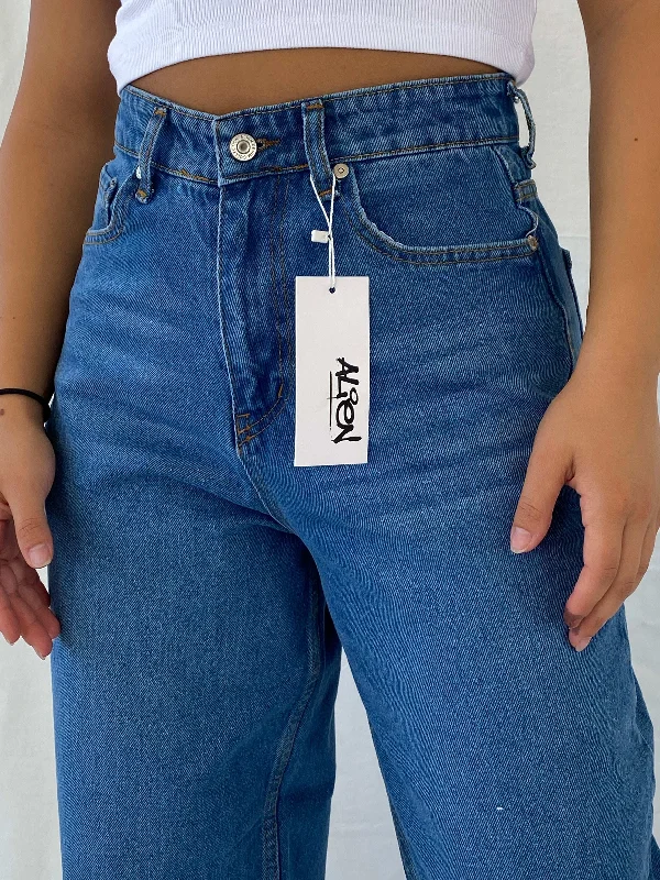 NWT Alien Streetwear Baggy High Rise Jeans - 36EUR Comfortable Distressed Straight-Leg Jeans NWT Alien Streetwear Baggy High Rise Jeans - 36EUR Comfortable Distressed Straight-Leg Jeans